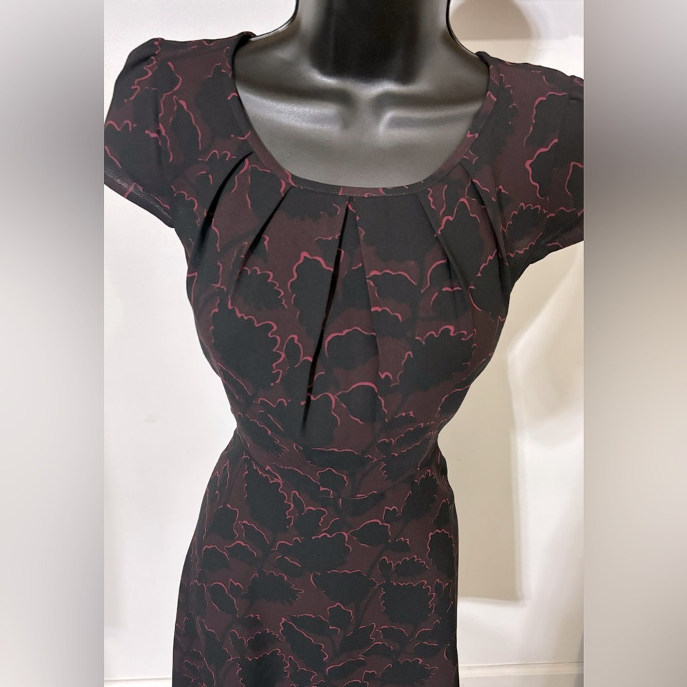 Ann Taylor Loft Black Maroon Floral Career, Fit & Flare Office midi Dress Sz 2